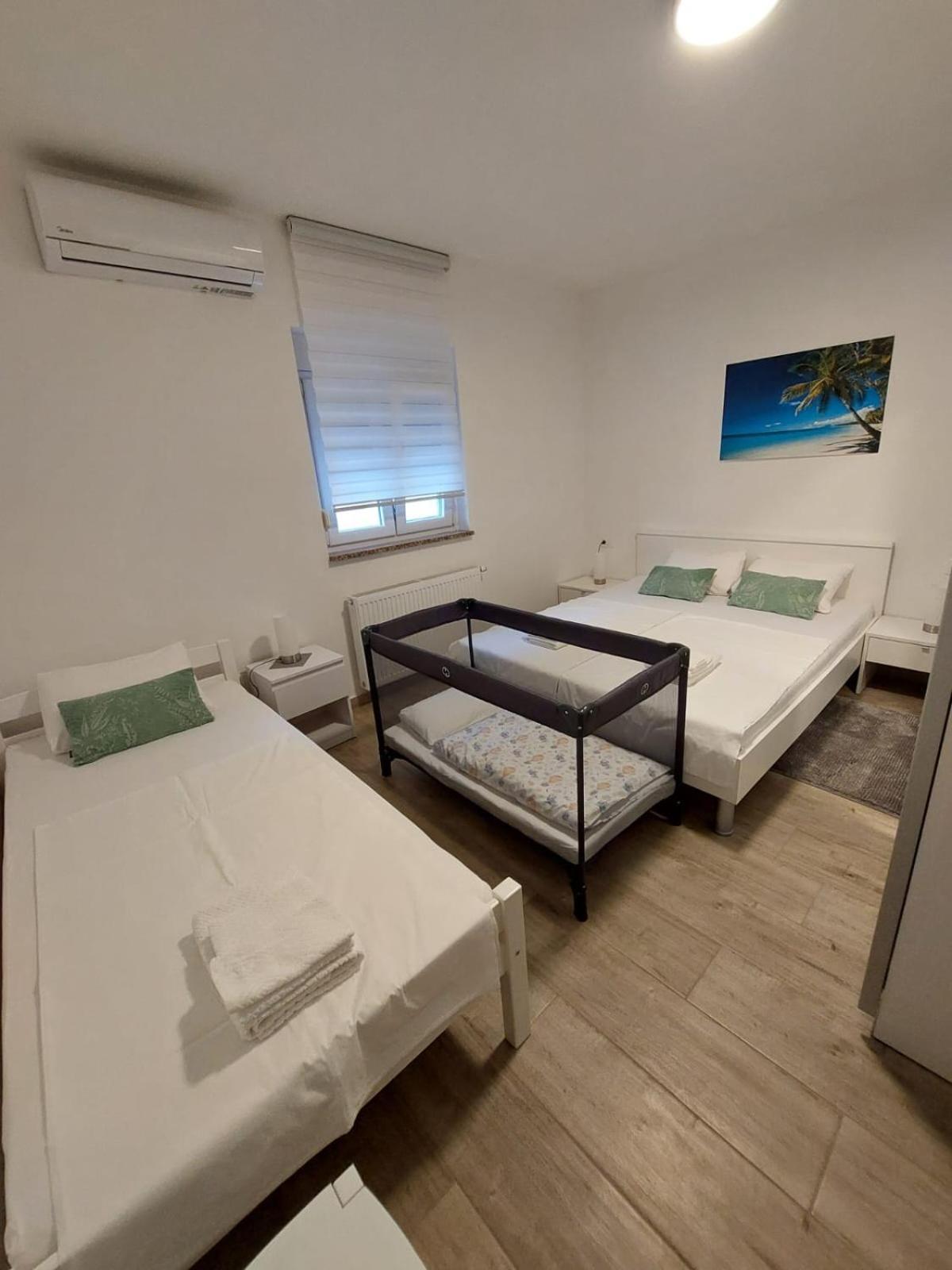 Ruza Apartmani 扎达尔 外观 照片